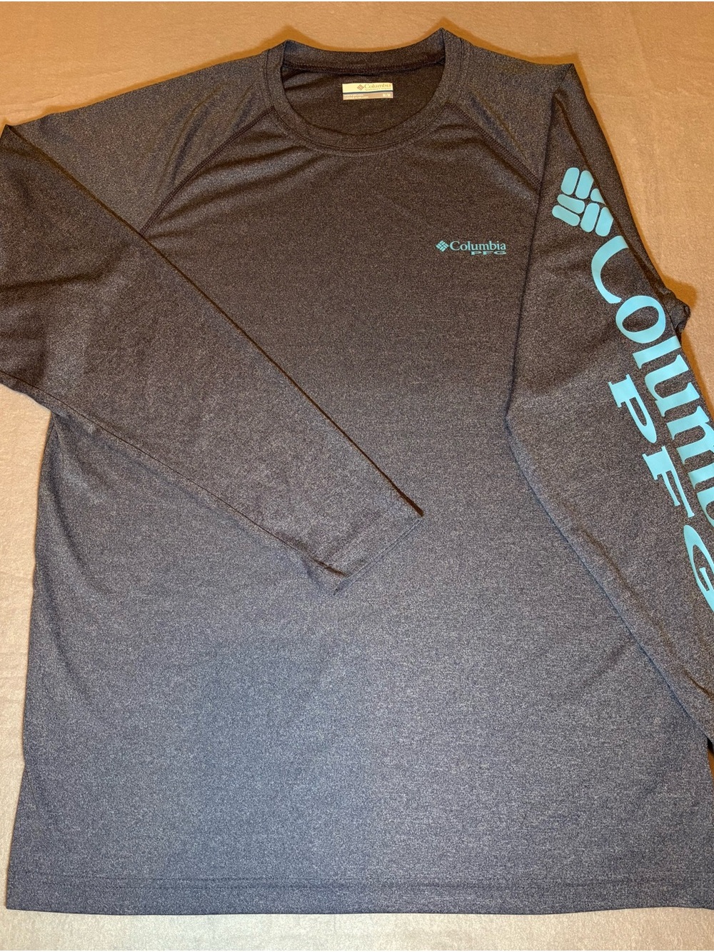 Columbia PFG Men's Long-Sleeve Shirt with Teal Sleeve Logo